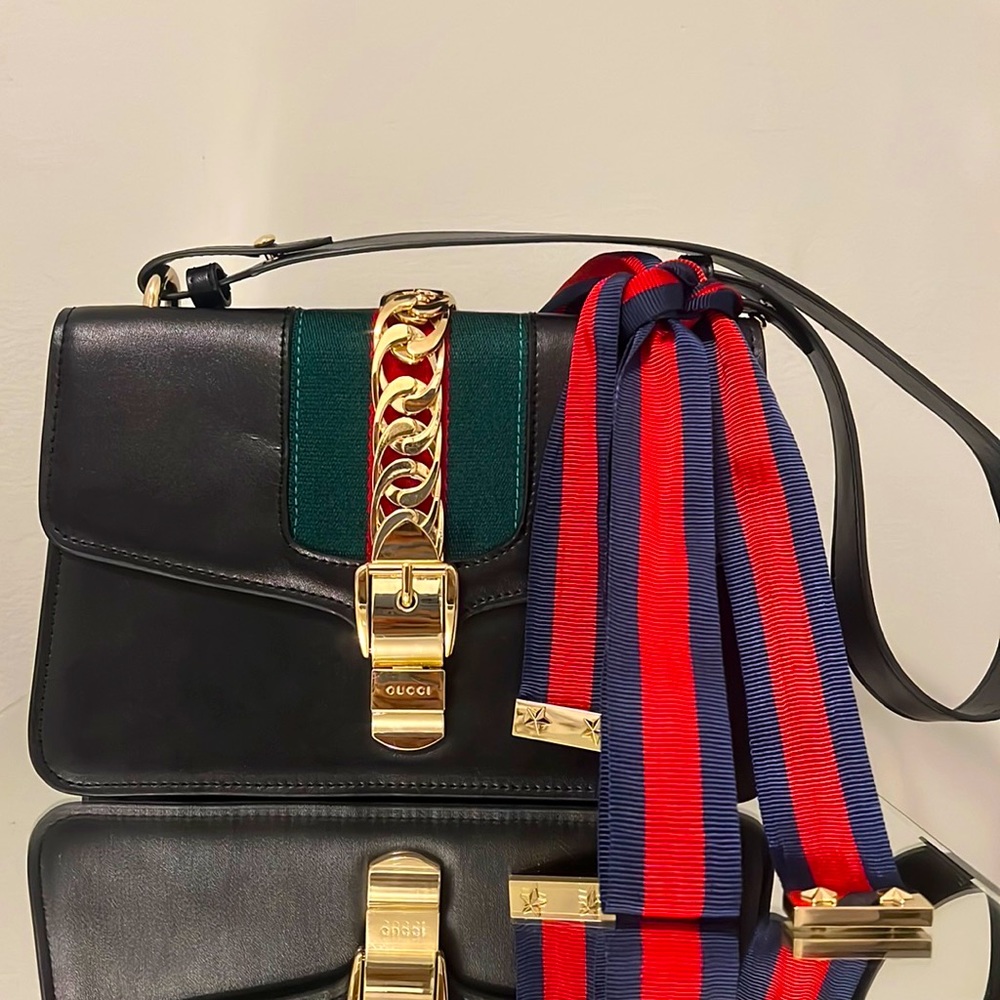 Gucci Sylvie Small Bag Black Leather